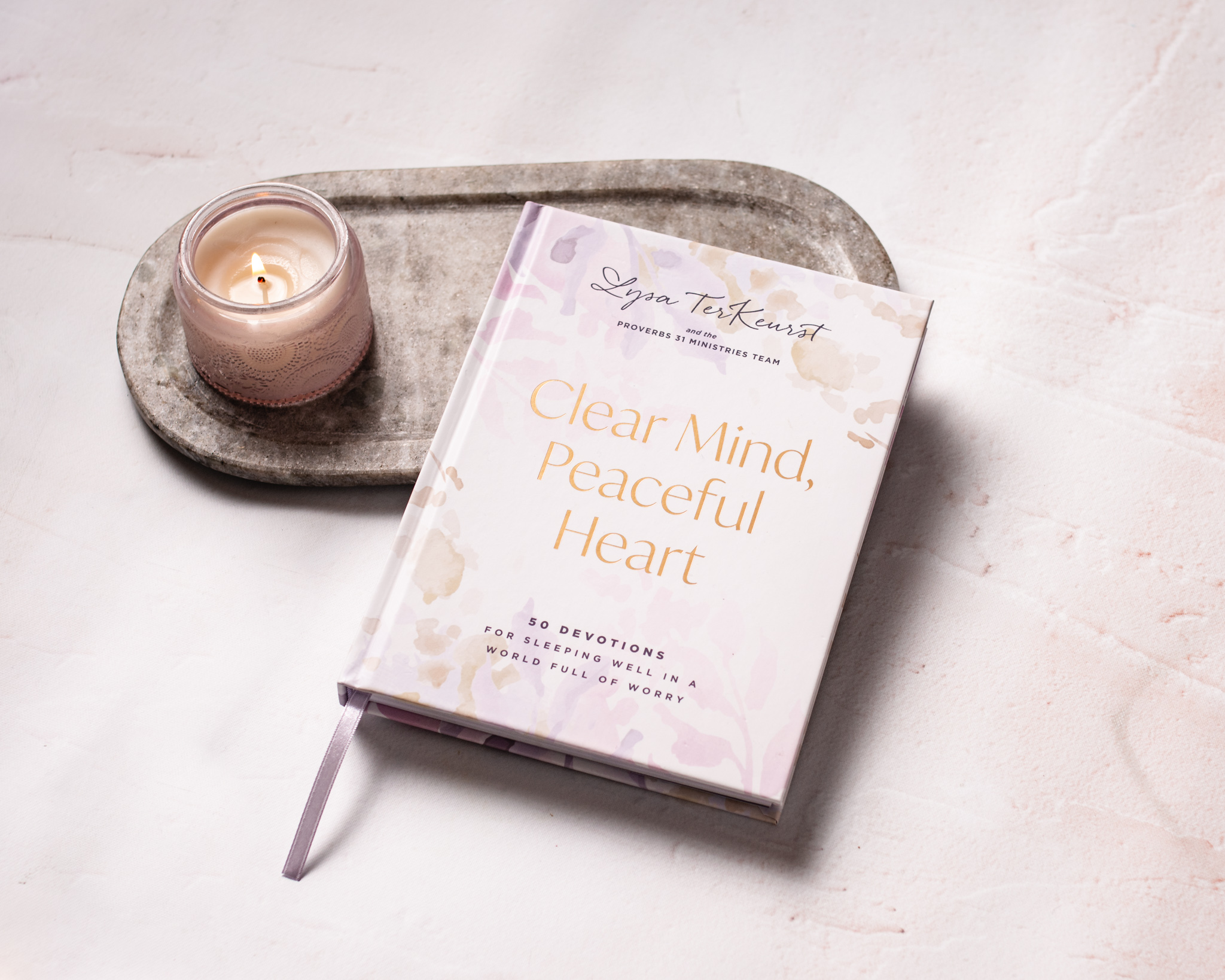 Picture of Clear Mind Peaceful Heart devotional with Lysa TerKeurst and Proverbs 31 Ministries